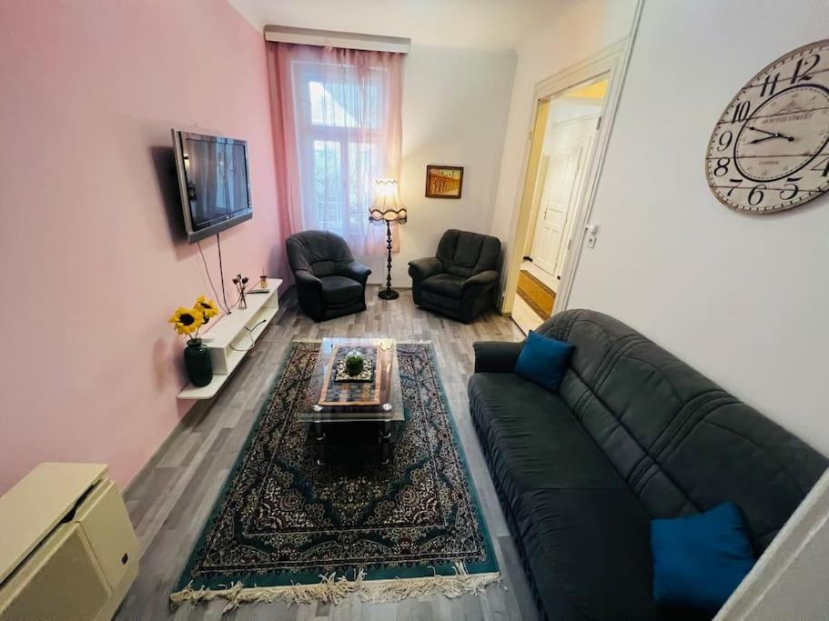 Szeged Apartment Экстерьер фото